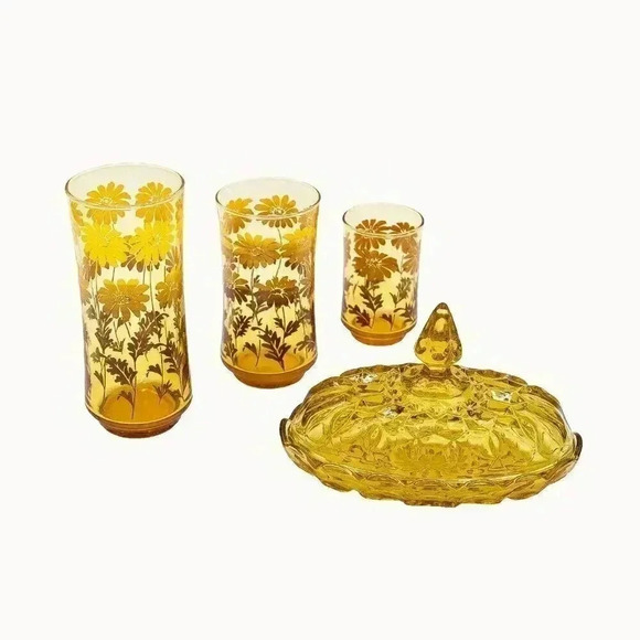 Vintage Other - Vintage Amber Daisy‎ Glass Cup Set